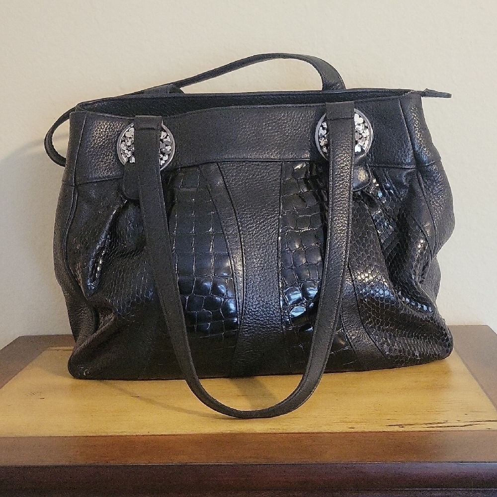 Brighton Vintage pebbled leather Black Women's Handbag silver accents